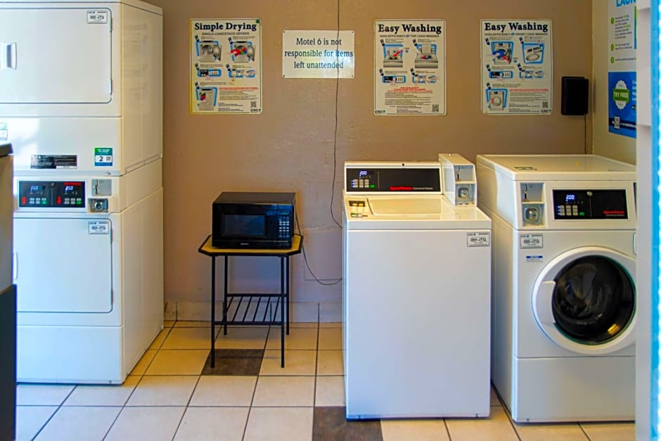 Motel 6-Lantana, FL