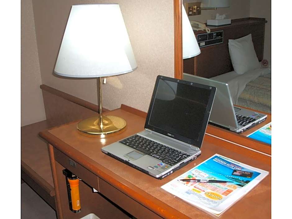 Tendo Central Hotel