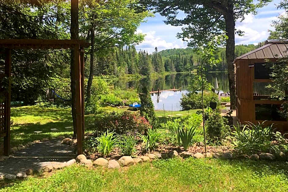 Ty-Llyn - Lakeside Spa Retreat