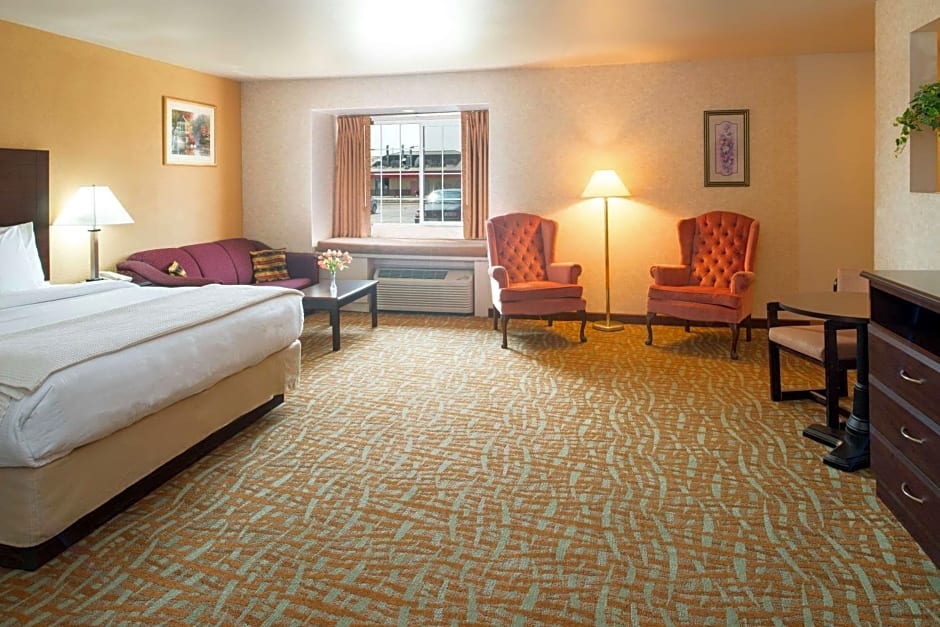 Days Inn & Suites by Wyndham Spokane Airport Airway Heights