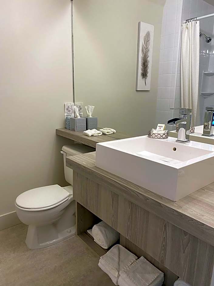 Travelodge by Wyndham Drummondville