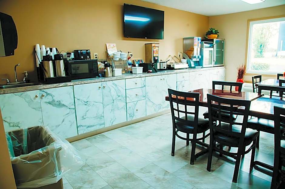 Country Garden & Suites-Benton