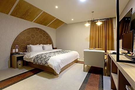 Hwaseong (Hyangnam) elga tourist hotel