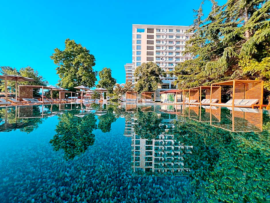 GRIFID Metropol Hotel - Premium All inclusive & Private Beach - Adults Only
