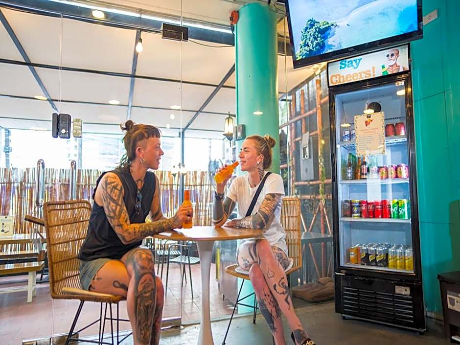 Zula Hostel – Manila, Metro Manila, NY