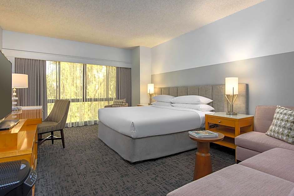 Renaissance Palm Springs Hotel