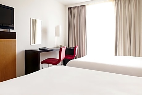 Superior Room with 2 Single Beds