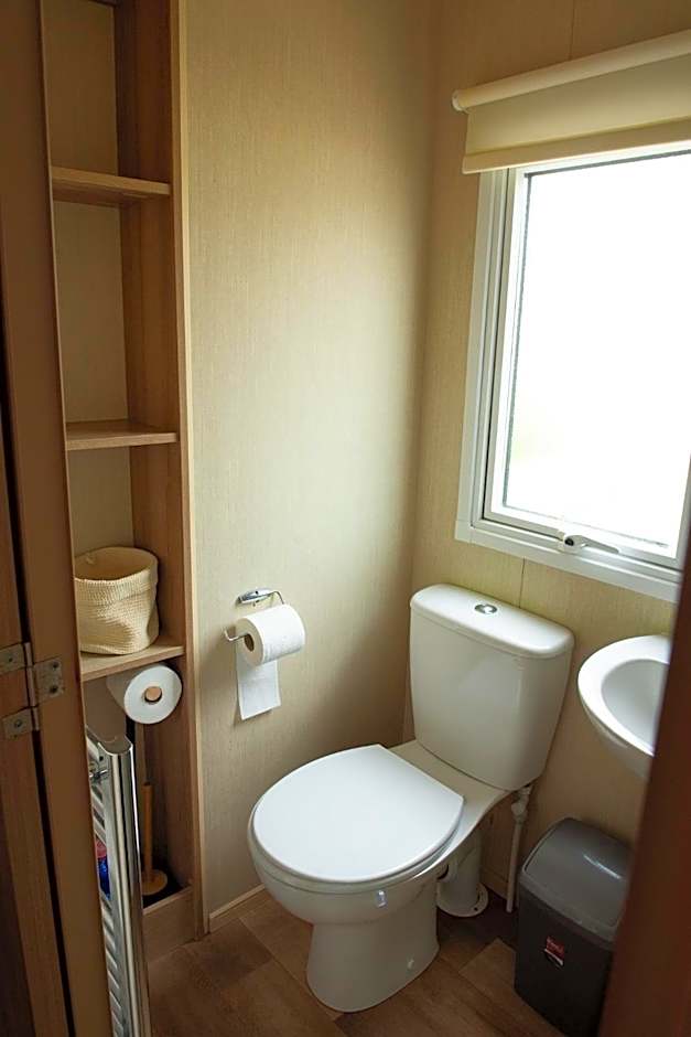 2 Bed Caravan For Hire at Golden Sands in Rhyl