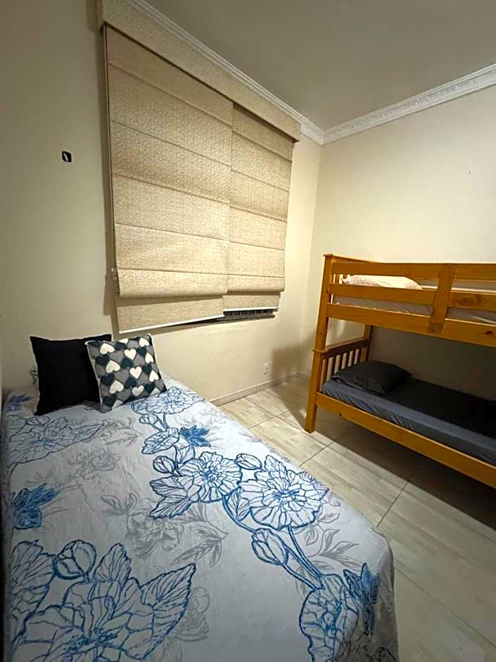 Apto confortável e completo em Copacabana- 2 quartos com split e wifi