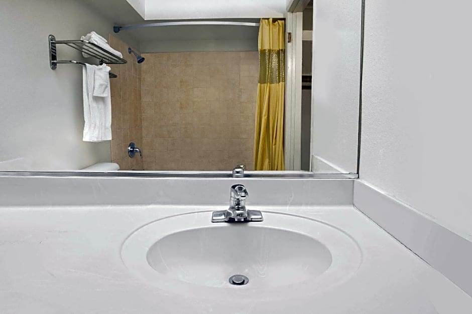 Knights Inn Pico Rivera