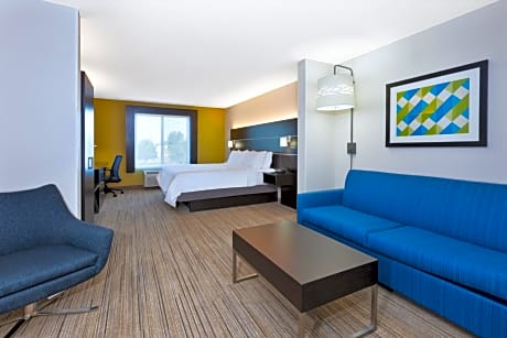One-Bedroom King Suite
