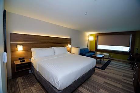 King Suite with Sofa Bed