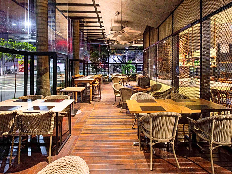 Ibis Vitoria Praia do Canto