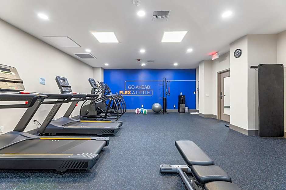 Holiday Inn Express Van Nuys By IHG