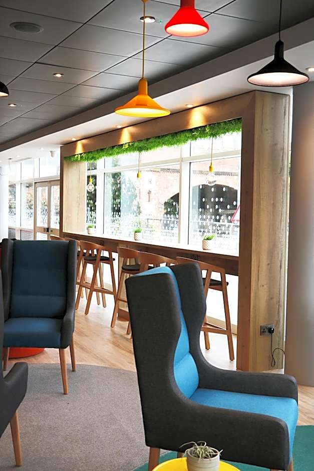 Holiday Inn Express Chester Racecourse By IHG