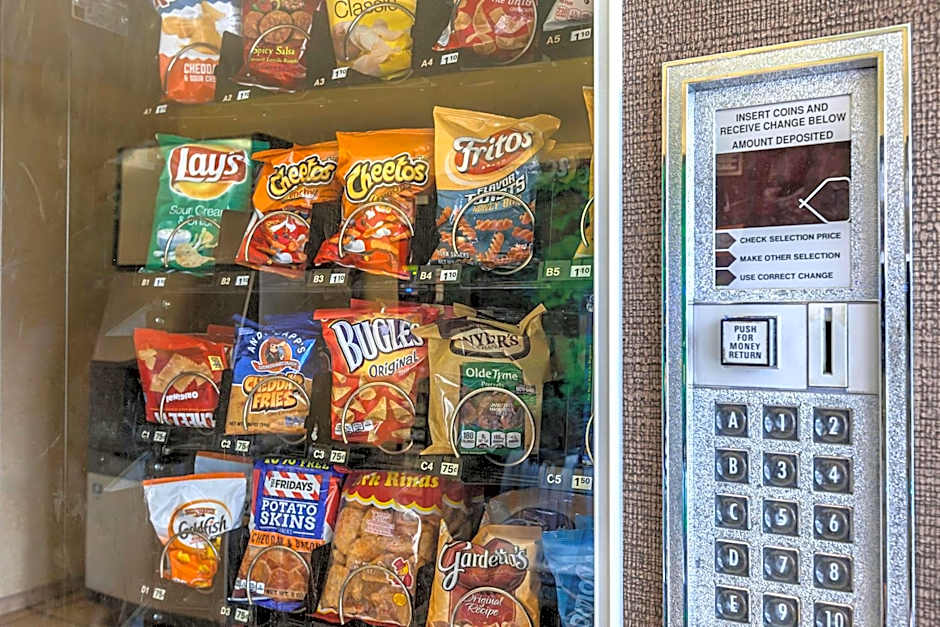 Motel 6-Oak Creek, WI