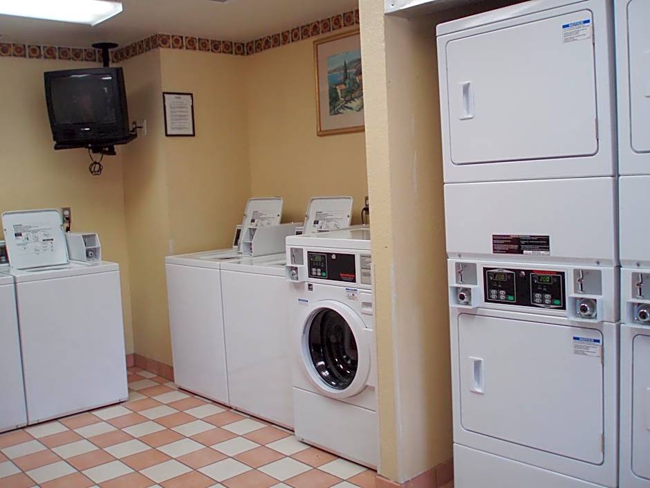 Extended Stay America Select Suites - Jacksonville - Southside - St. Johns Towne Ctr.