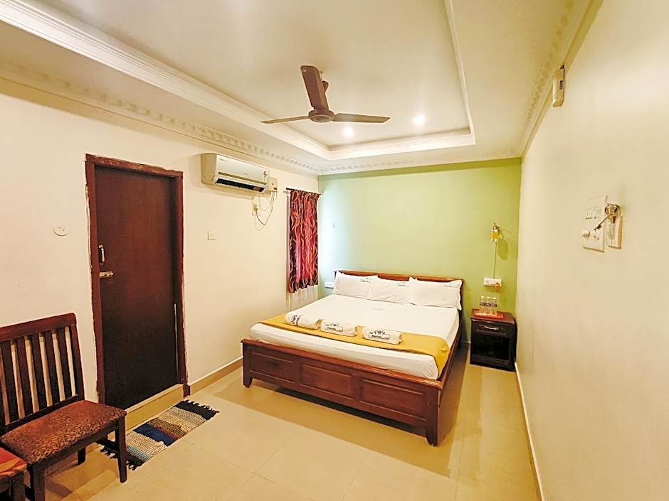 Harish Hotel