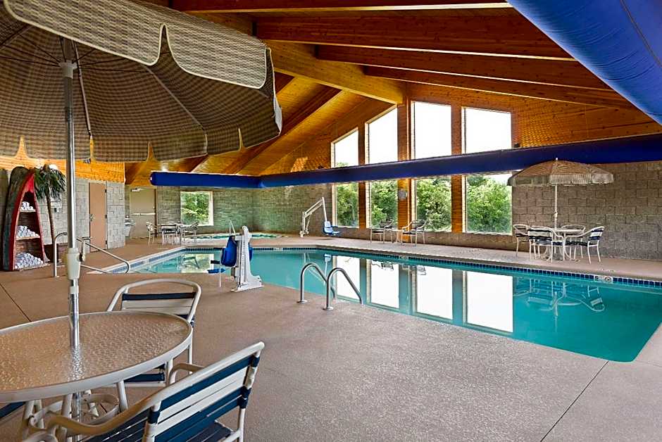 AmericInn by Wyndham Republic