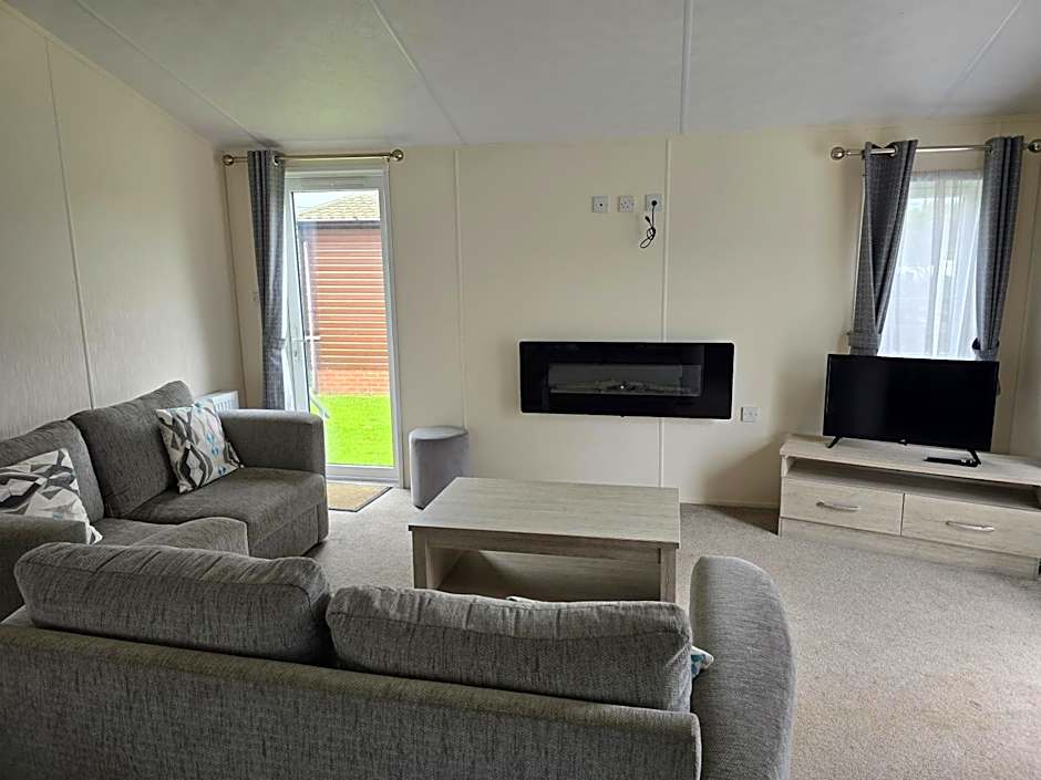 Castaways Holiday Park