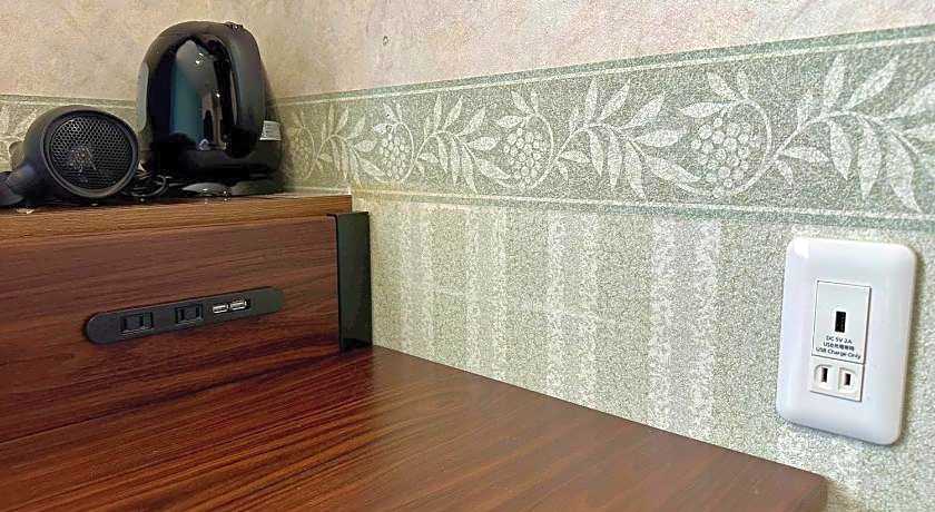 Station Business Hotel Tenshukaku Hitoyoshi