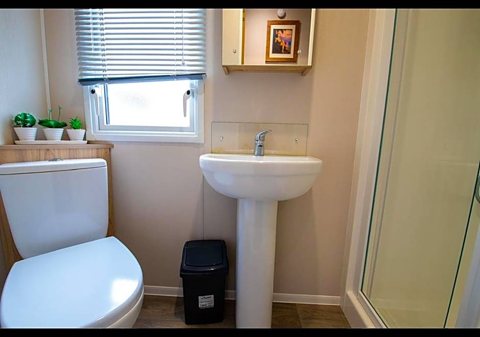 35 Redwood - Beauport Park, Hastings