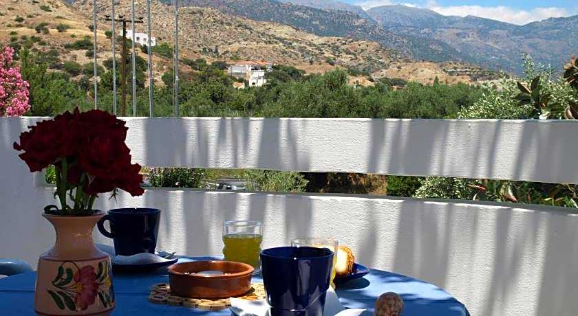 Kastro Studios Apartments