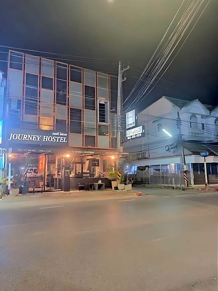 Journey Hostel Surat