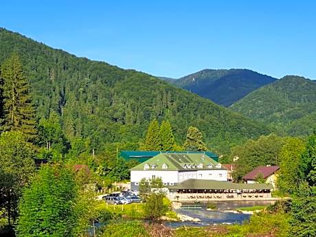 HOTEL HO2 POIANA MARULUI