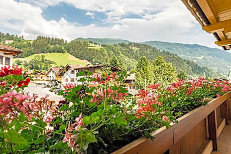 Hotel Riedl im Zillertal