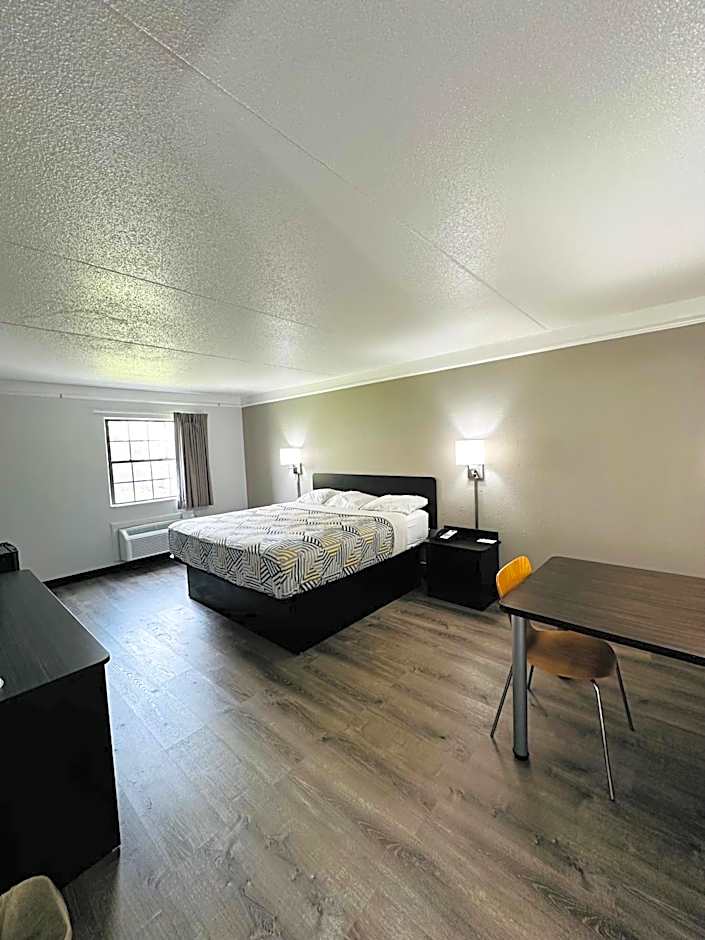 Motel 6 Hazelwood