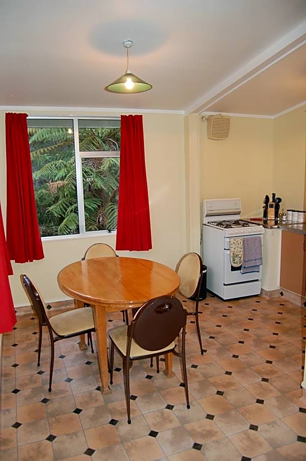 Egmont Eco Leisure Park & Backpackers