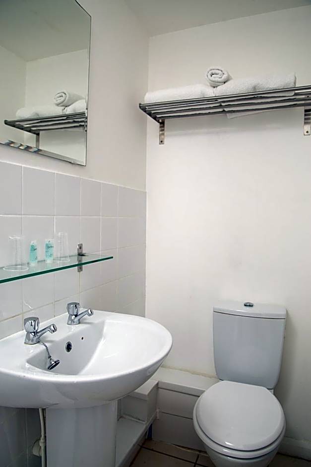 Royal Hotel, Bar & Grill