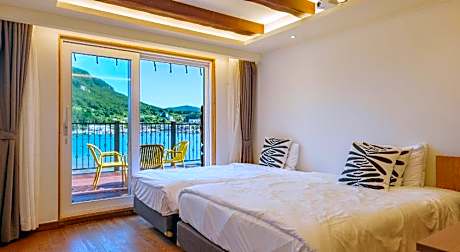 Tongyeong Hansan Marina Resort                                                                  