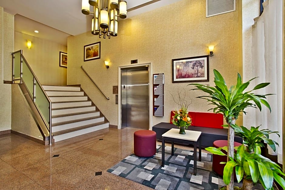 Best Western Plus Arena Hotel – New York, NY