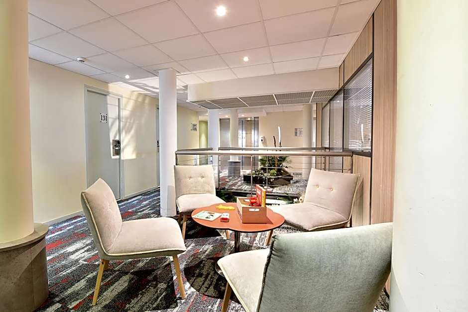 Kyriad La Rochelle City Center