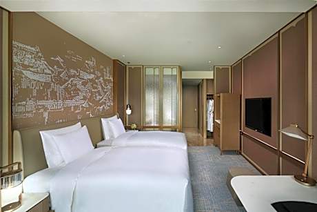 Grand Deluxe Twin Room