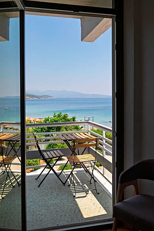 The Grove Seaside Hotel