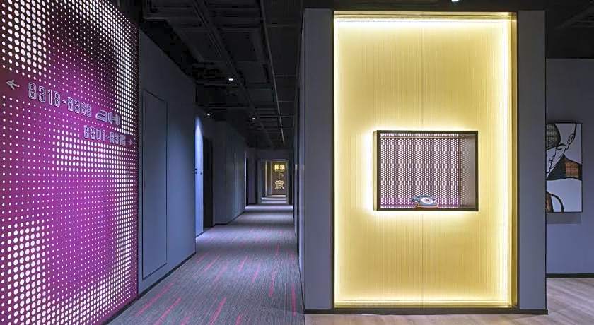 Moxy Ningbo Old Bund