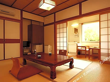 Hana Ryokan Iwatoya