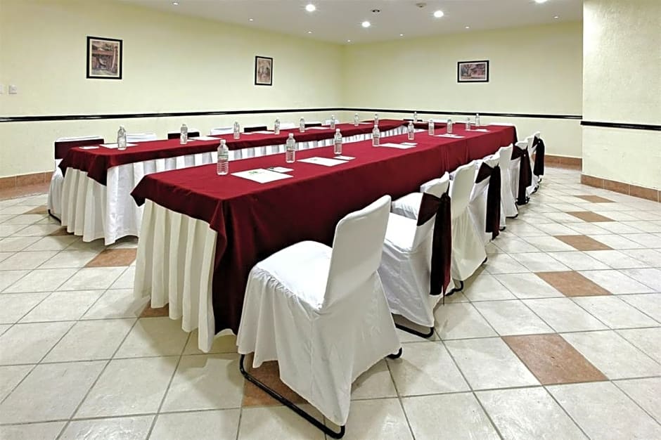 Gran Hotel Plaza Imperial