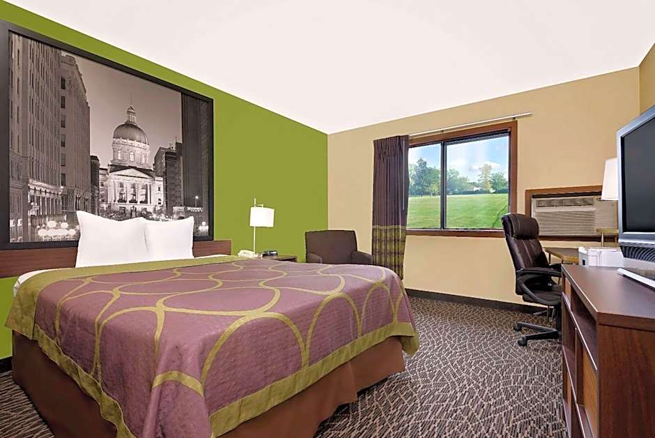 Super 8 by Wyndham Muncie/Ball St. College Area