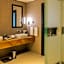 Remal Hotel & Villas Al Dhannah City