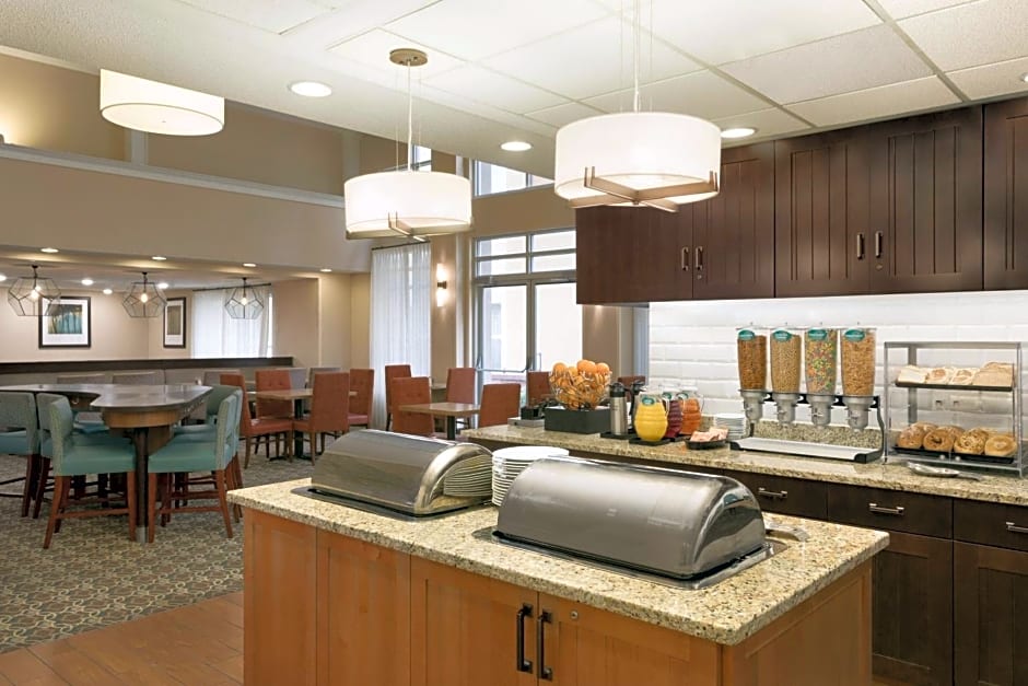 Larkspur Landing Toledo-Maumee – Maumee, OH