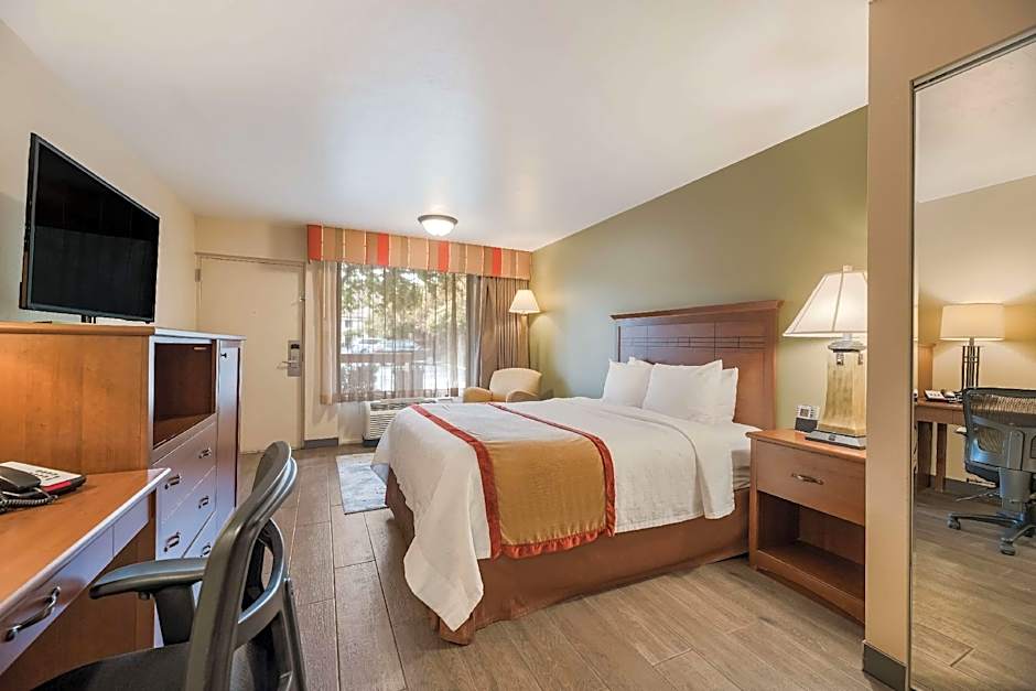 Best Western Town And Country Inn