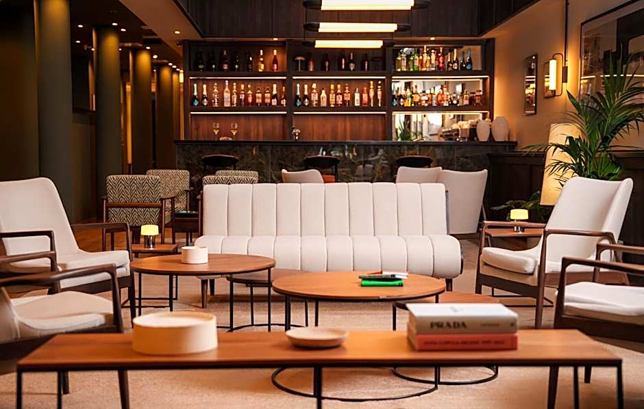 Honest Budapest by Chic & Basic