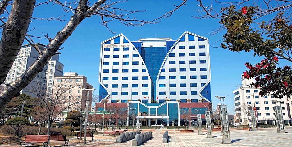 Fontana Beach Hotel