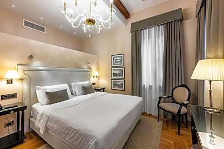 Deluxe Double or Twin Room with Canal View - Annex