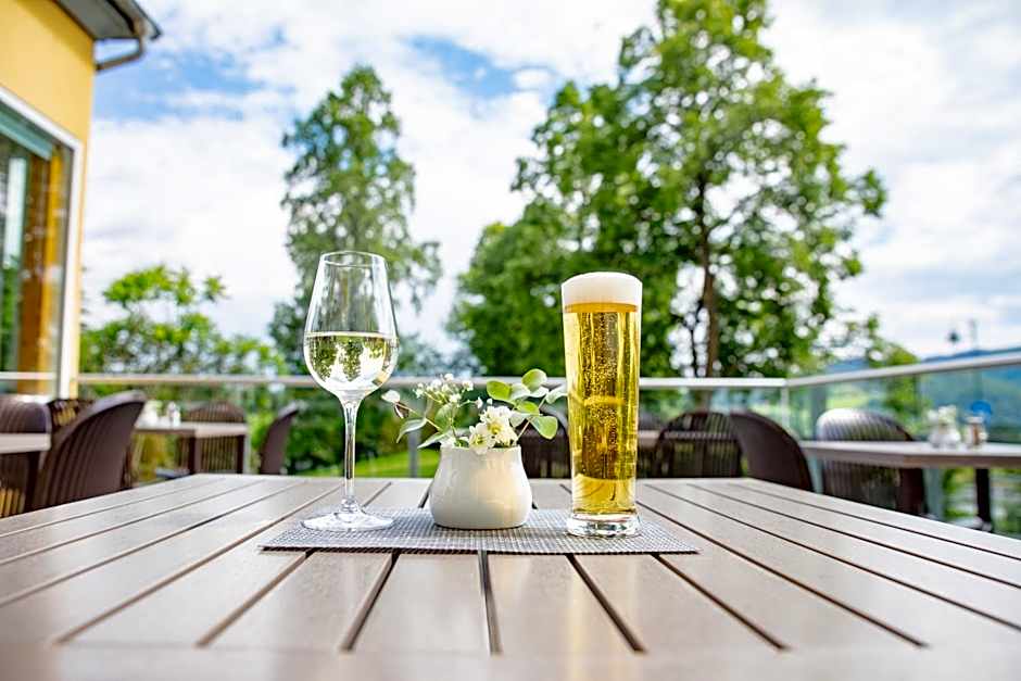 JUFA Hotel Garni Stubenberg am See