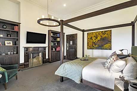 Executive King Suite with Garden View